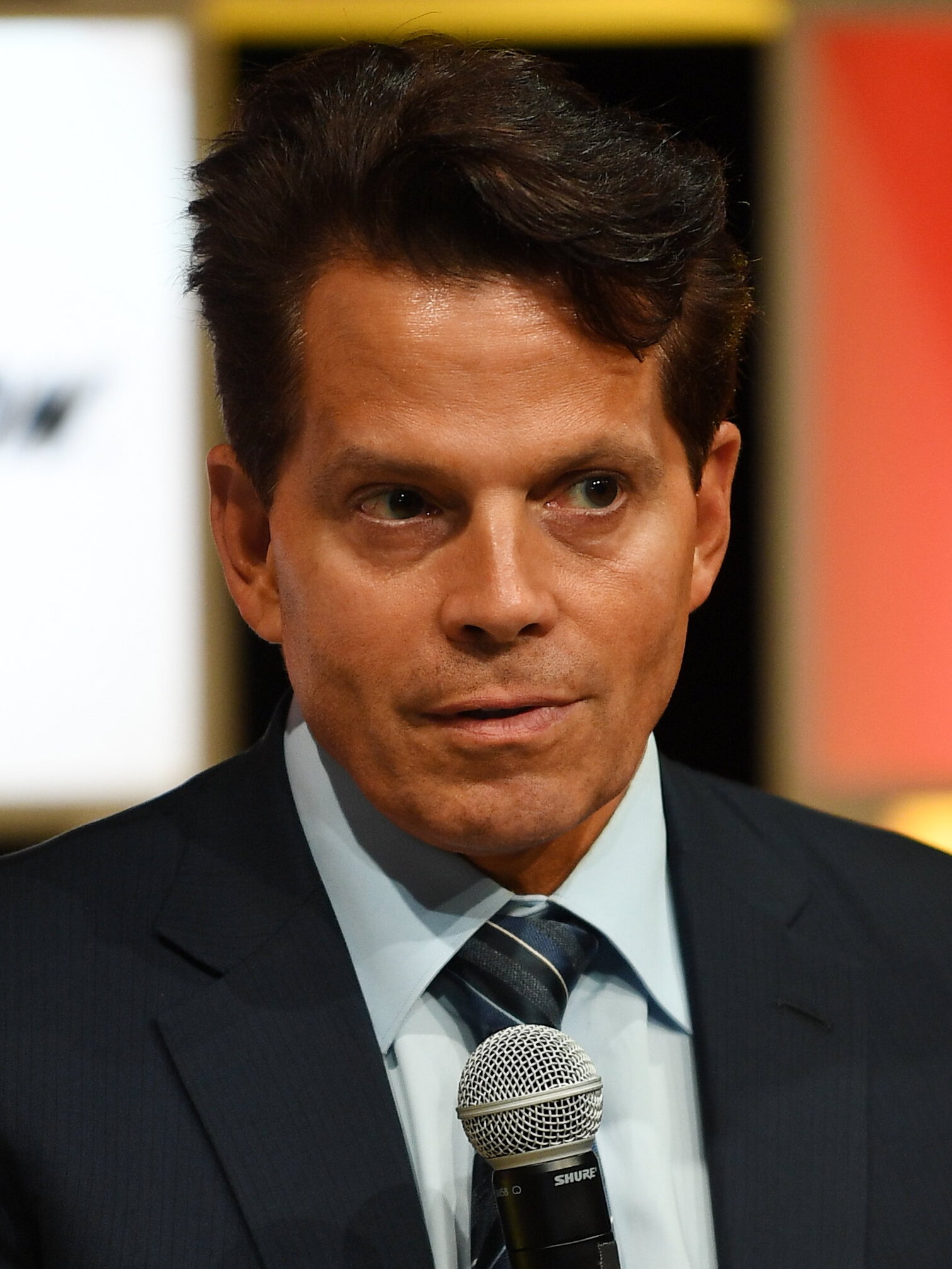 Anthony Scaramucci speaking into a microphone